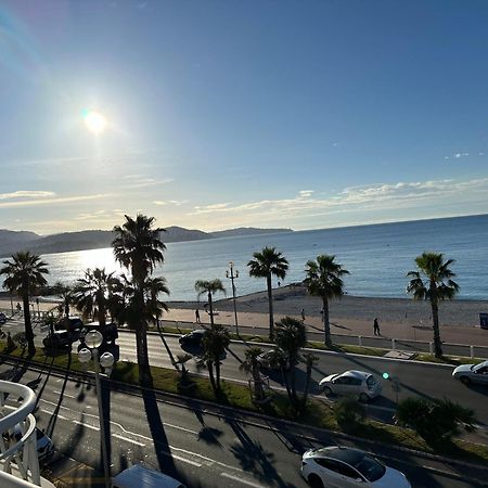 Beach Front, Superbe Appartement Pour 4 Personnes Nice Exterior foto