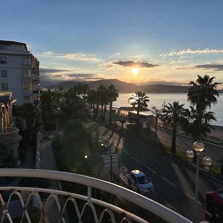 Beach Front, Superbe Appartement Pour 4 Personnes Nice Exterior foto