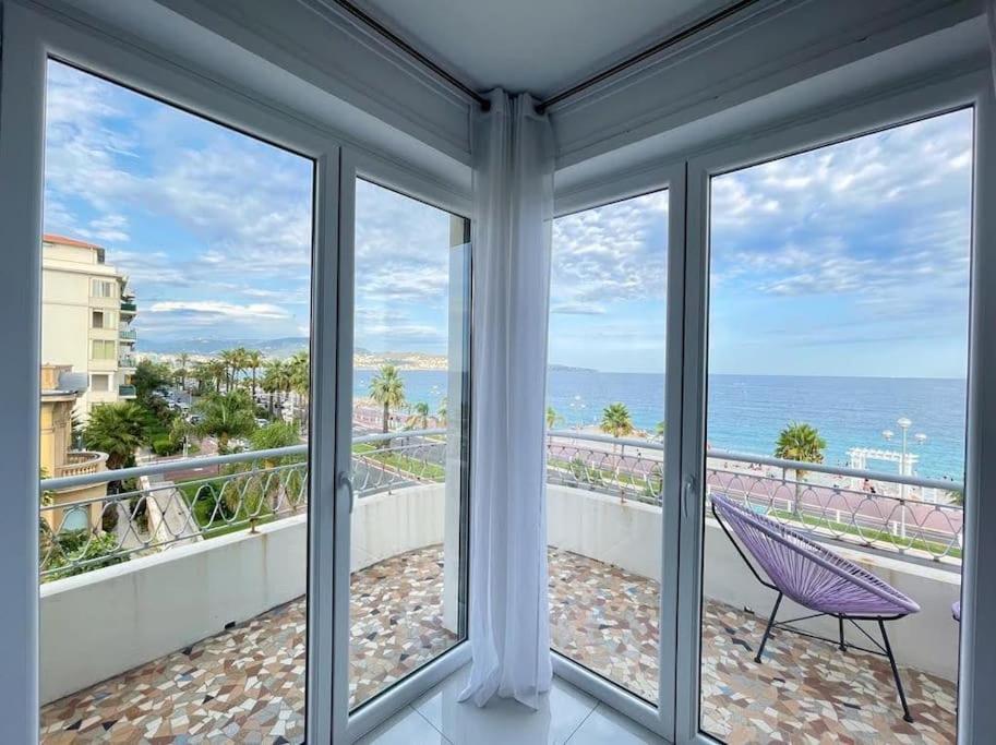 Beach Front, Superbe Appartement Pour 4 Personnes Nice Exterior foto