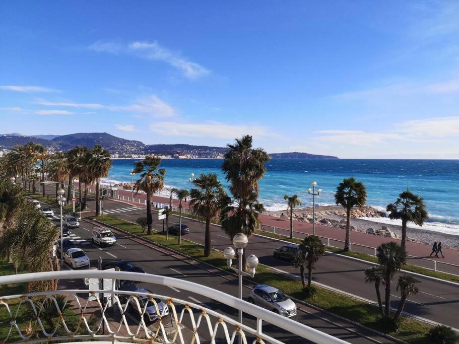 Beach Front, Superbe Appartement Pour 4 Personnes Nice Exterior foto