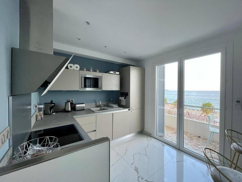 Beach Front, Superbe Appartement Pour 4 Personnes Nice Exterior foto