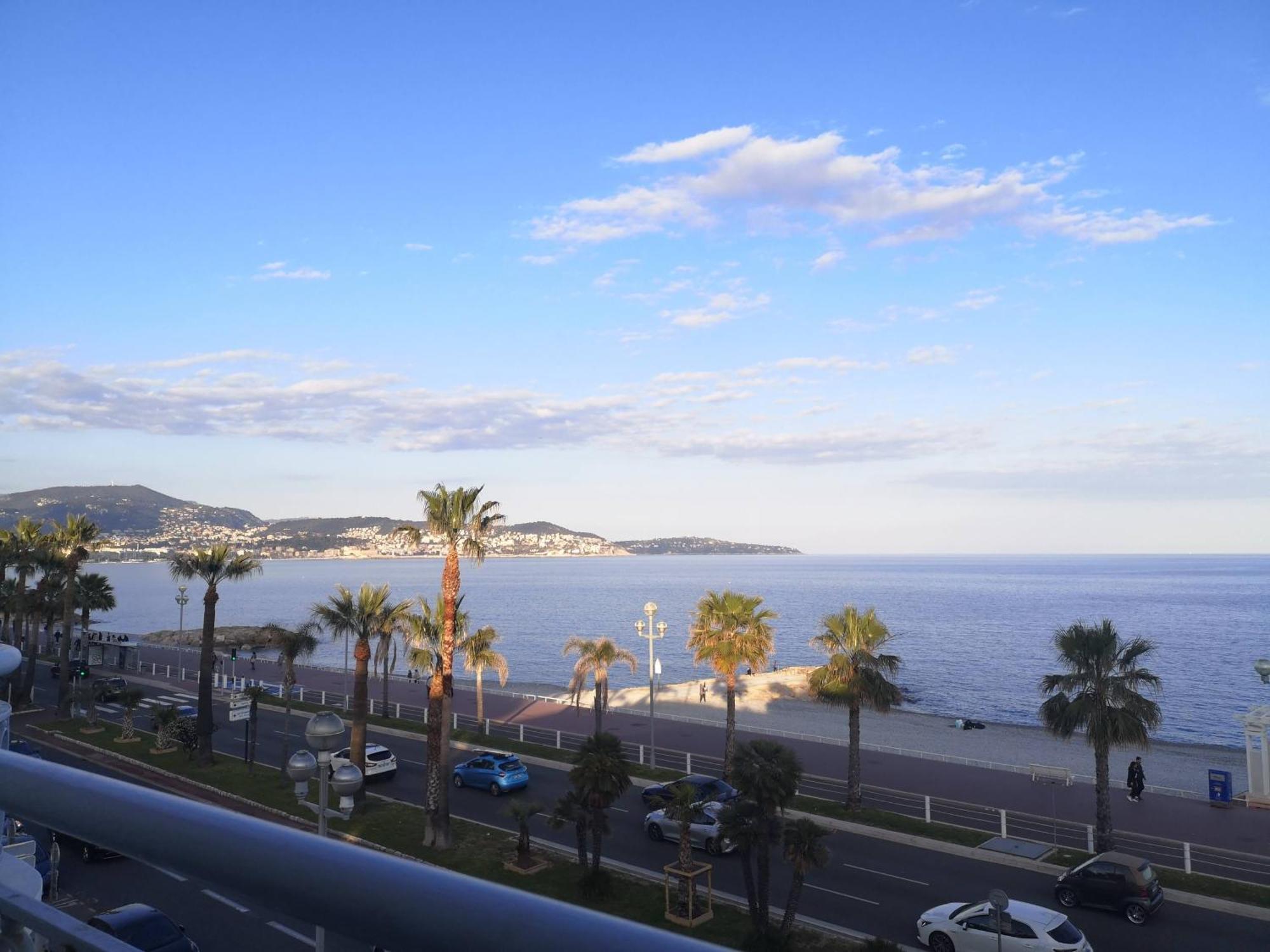 Beach Front, Superbe Appartement Pour 4 Personnes Nice Exterior foto