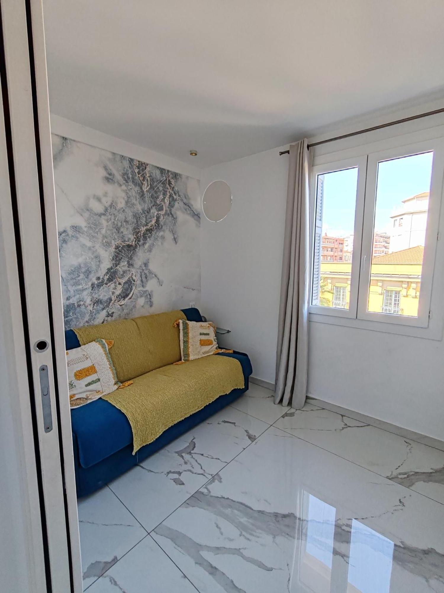 Beach Front, Superbe Appartement Pour 4 Personnes Nice Exterior foto