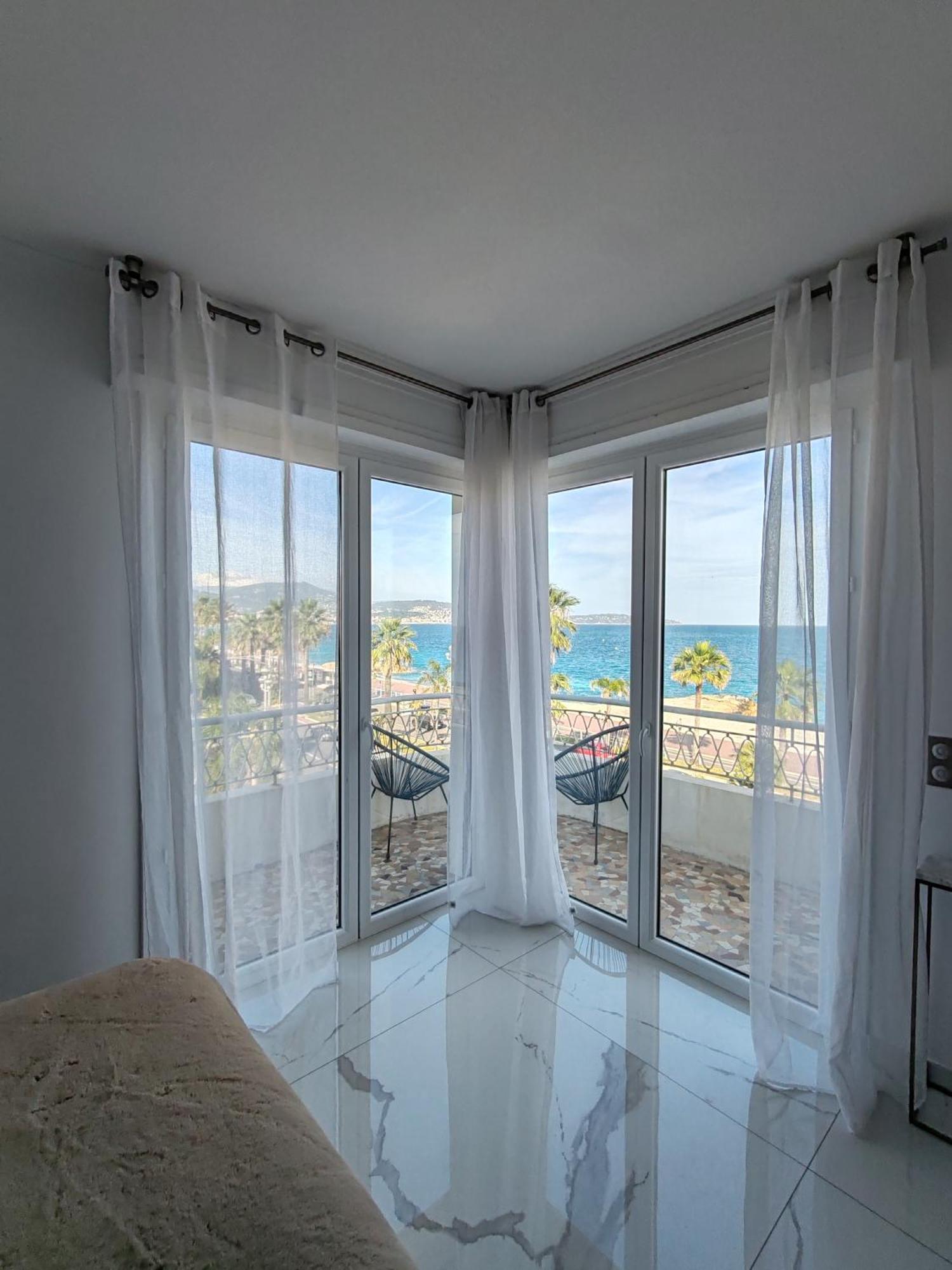 Beach Front, Superbe Appartement Pour 4 Personnes Nice Exterior foto
