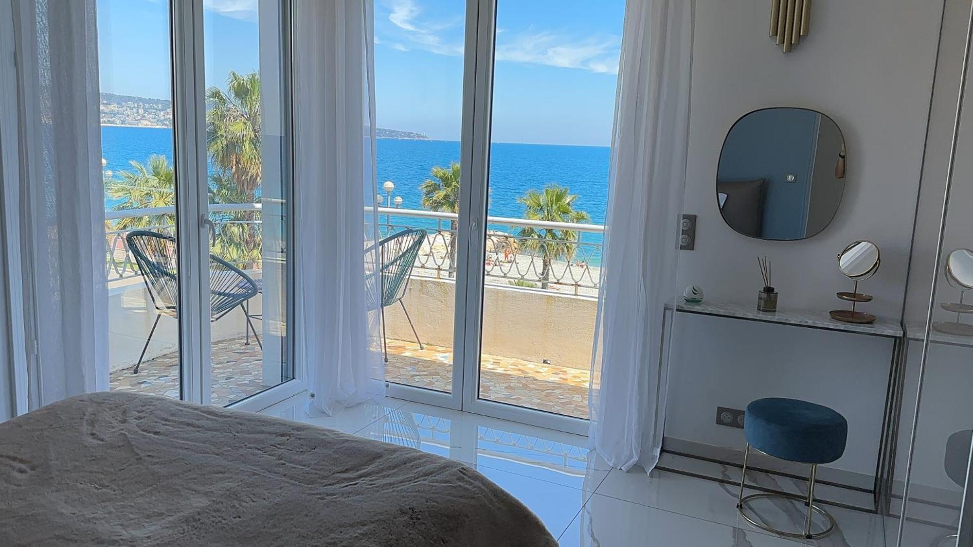 Beach Front, Superbe Appartement Pour 4 Personnes Nice Exterior foto